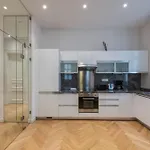 Upscale In Prime Location Near Sights * Prague