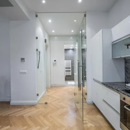 Appartamento Upscale In Prime Location Near Sights *